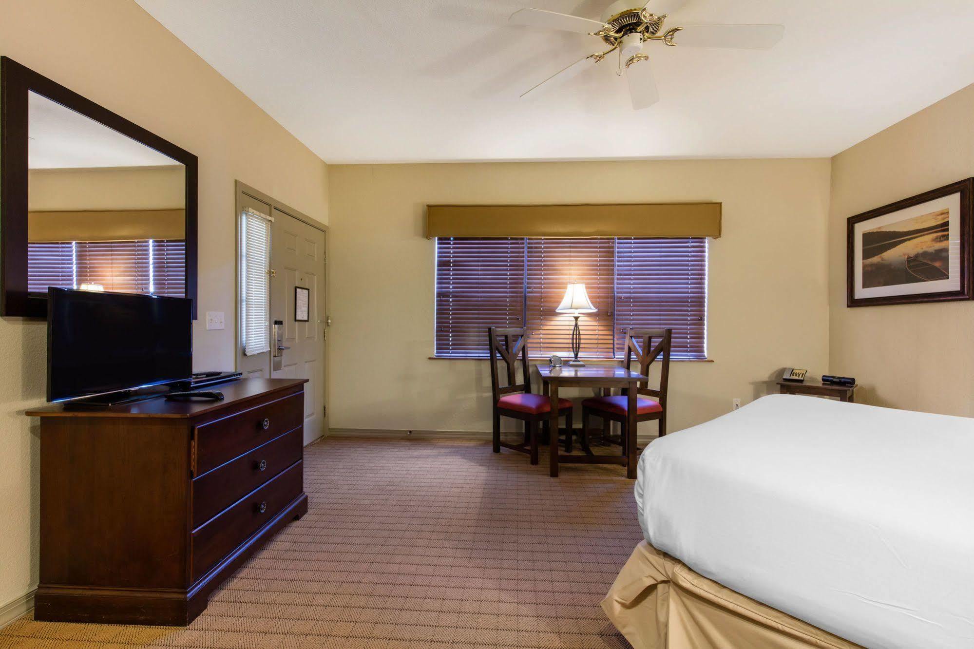 Bluegreen Vacations The Falls Village, An Ascend Resort Branson Bagian luar foto